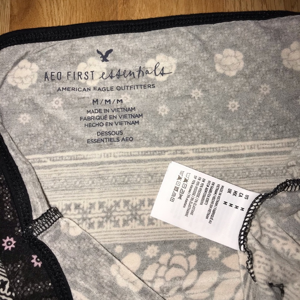 AEO First Essentials Cropped Halter Top - Picture 4 of 4